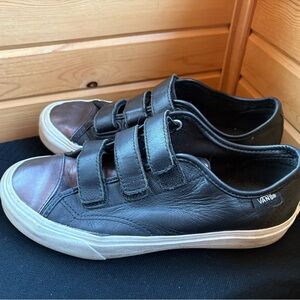 Vans Black Velcro Close - Purple metallic and black Sneakers